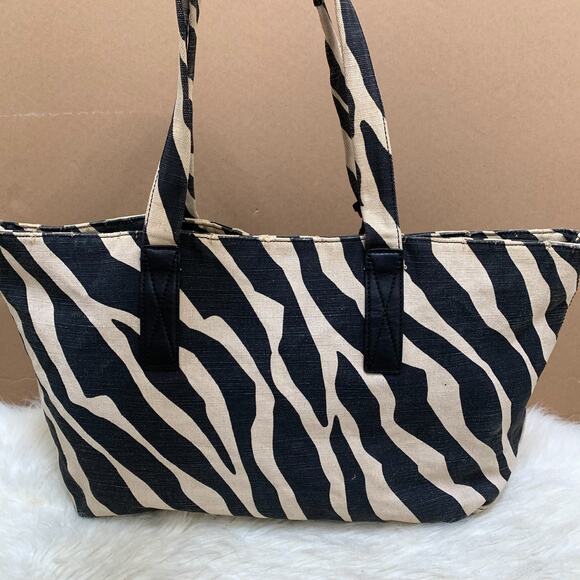 MICHAEL KORS X-Large Black/White Zebra Pattern Canvas Beach Tote Leather Trim - Picture 3 of 16